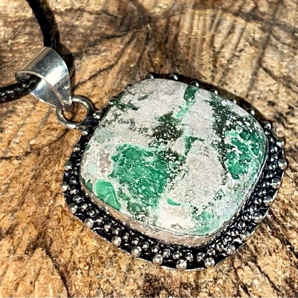 Teal Green Variscite- Utahlite Pendant 1 1/2" - Picture 3 of 9